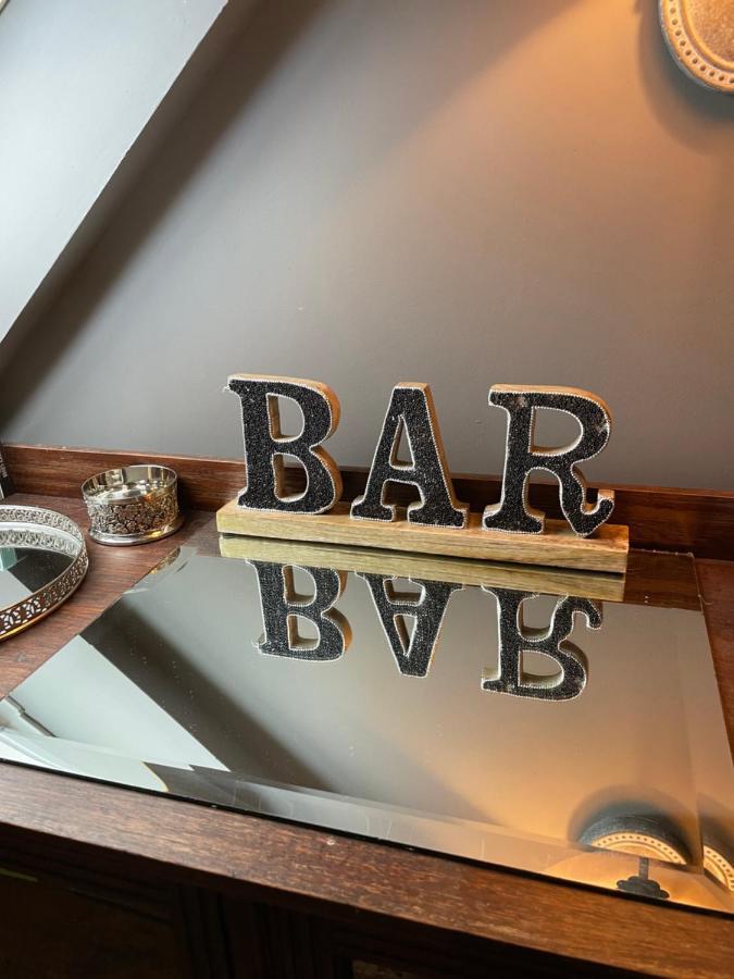 דירות נאנטוויץ' The Cocktail Lounge At Cheshire Boutique Bathhouse מראה חיצוני תמונה